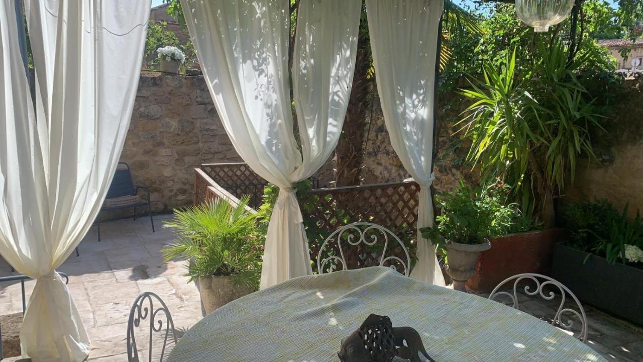 La Villageoise, Troglodyte Pitoresque Au Cœur Du Village Couette-café Rognes