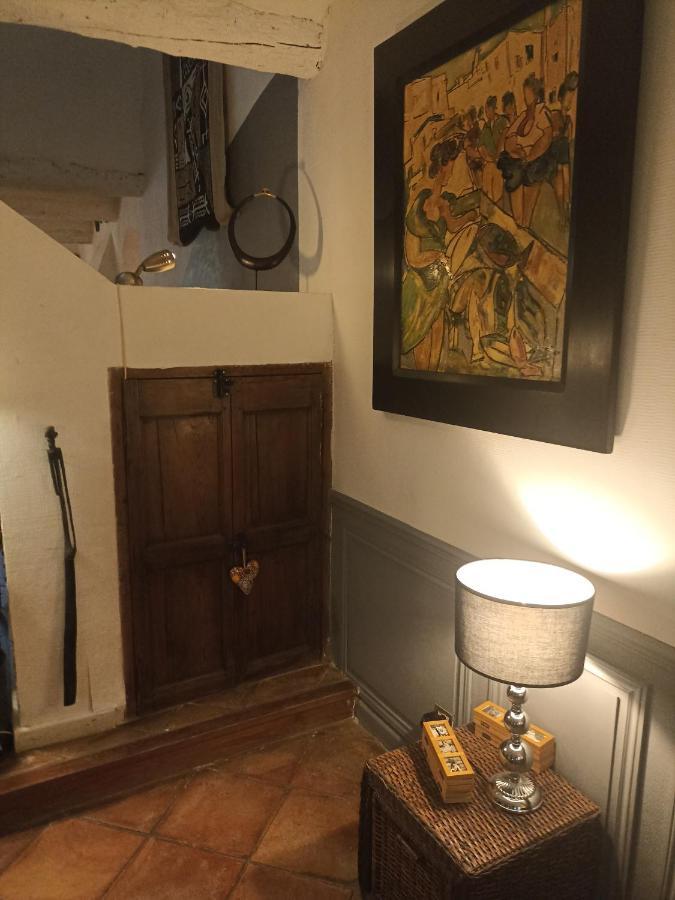 La Villageoise, Troglodyte Pitoresque Au Cœur Du Village * Rognes